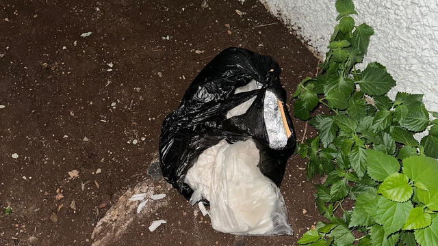 Evde uyuşturucuyla yakalanıp, 'Kahve içiyorduk' diyen 3 şüpheli tutuklandı