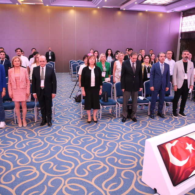 Diyarbakır'da Dermatoloji Kongresi başladı