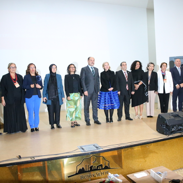 Şanlıurfa'da "Kadın ve Aile Sağlığı Çalıştayı" düzenlendi