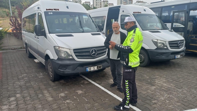 Kayseri'de okul servis araçları denetlendi