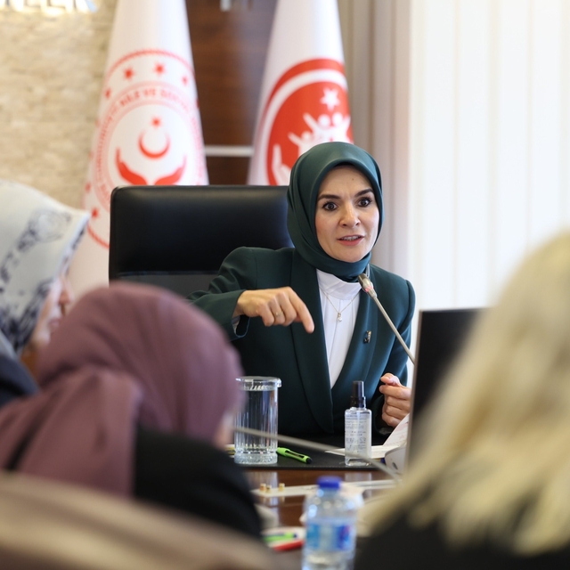 Aile ve Sosyal Hizmetler Bakanı Göktaş, sivil toplum kuruluşlarının temsilc...