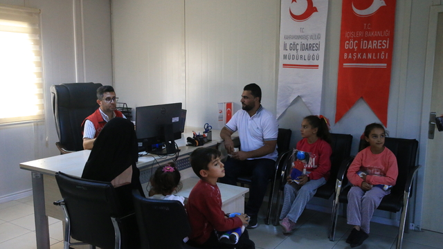 Türkiye'deki Suriyelilerin ülkelerine gönüllü geri dönüşleri sürüyor