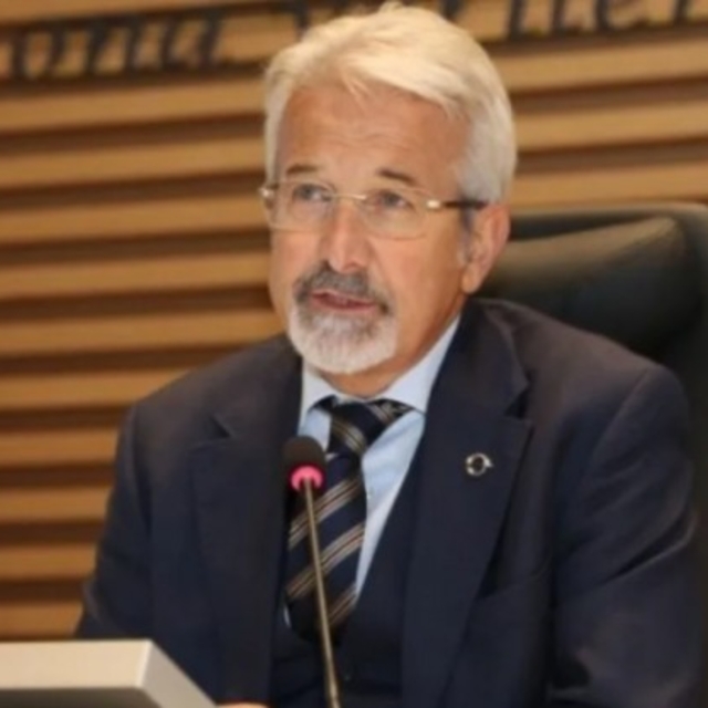 Bursa'da eski Nilüfer Belediye Başkanı Turgay Erdem, gözaltına alındı