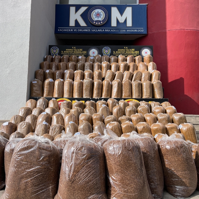 Adana'da 2 ton kaçak tütün ele geçirildi; 20 gözaltı
