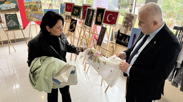 Tekirdağ'da yükümlüler katıldıkları kurslarda meslek öğreniyor