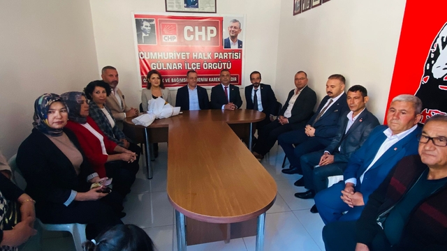 CHP Mersin Milletvekili Gülcan Kış Gülnar'da parti teşkilatını ziyaret etti