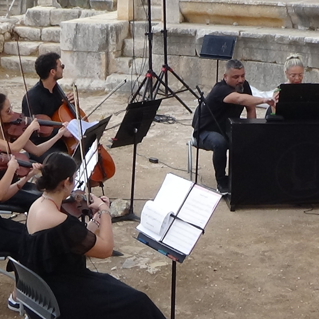 Elaiussa Sebaste Antik Kenti'nde MDOB orkestrası konser verdi
