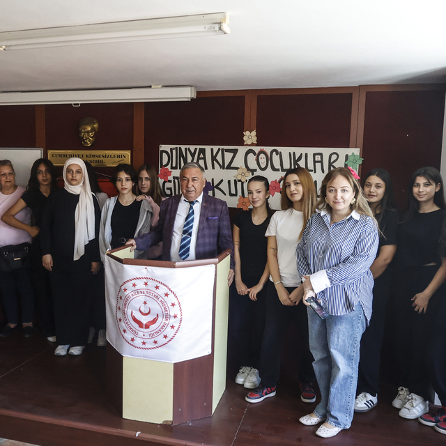 Mersin'de 11 Ekim Dünya Kız Çocukları Günü kutlandı