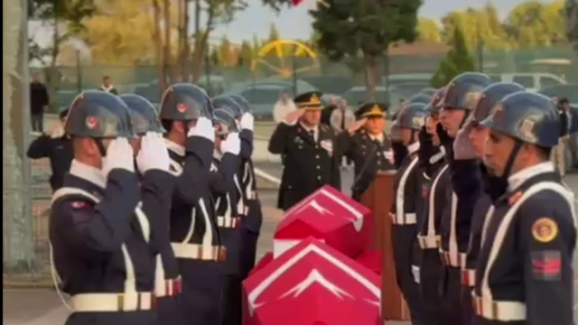 Jandarma aracı otomobille çarpıştı: 2 şehit (4)