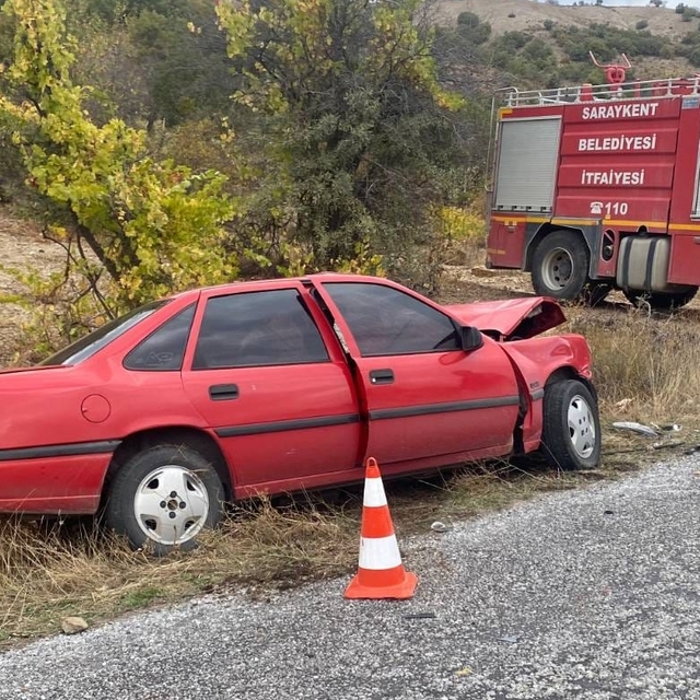 Yozgat'ta iki otomobilin çarpıştığı kazada 1 kişi öldü, 2 kişi yaralandı
