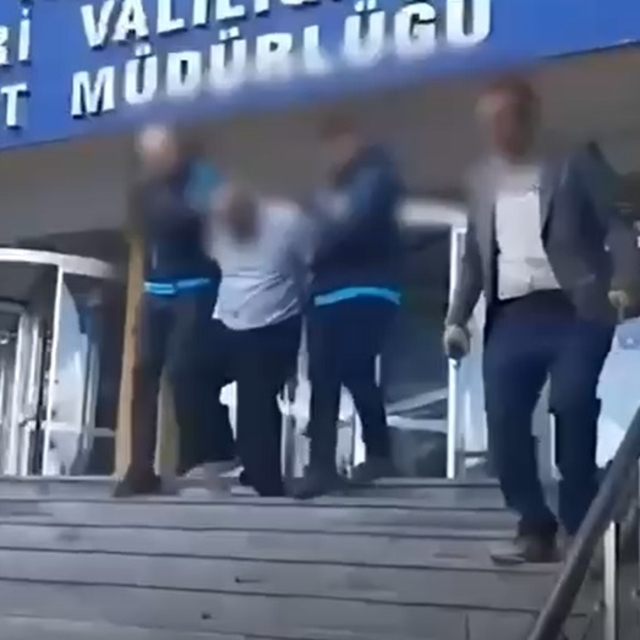 Karı-kocayı evlerinin önünde av tüfeğiyle öldüren şüpheliyi at izi ele verd...