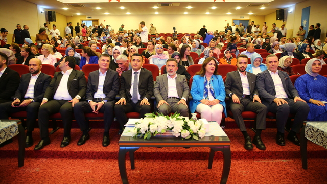 Adana'da "Yeşil Dönüşüm ve İklim Farkındalığı Programı" düzenlendi