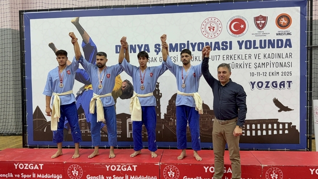 Yozgat Kuşak Güreşleri Türkiye Şampiyonası sürüyor