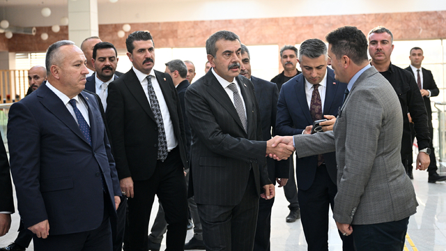 Milli Eğitim Bakanı Tekin, Nevşehir'de "Kim Var" sanat etkinliğine katıldı: