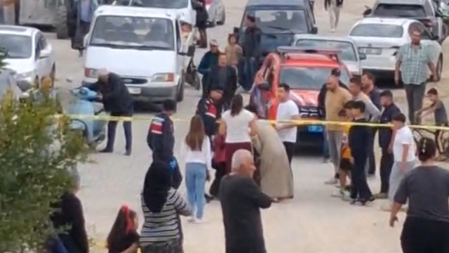 Çanakkale'de akraba iki aile arasında silahlı kavgada 3 kişi yaralandı