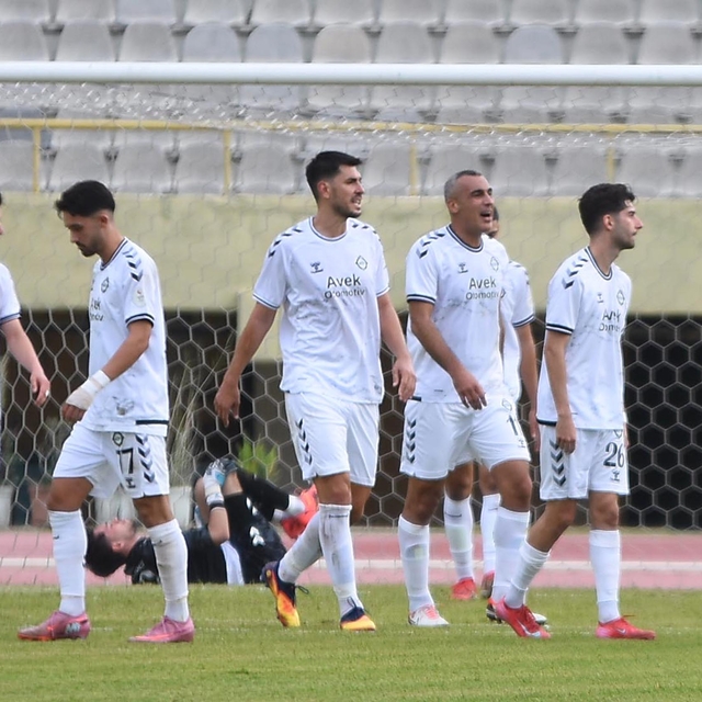 Altay darmadağın oldu