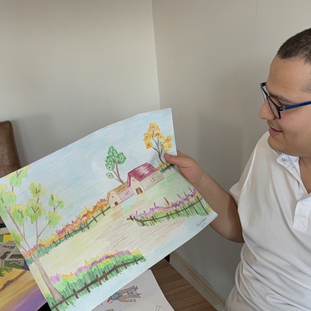 Resim tutkunu otizmli Osman'ın hayali yeni sergiler açmak