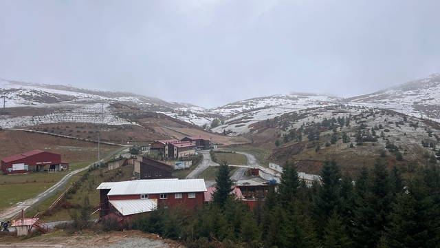 Gümüşhane, Giresun ve Ordu'nun yüksek kesimleri beyaza büründü