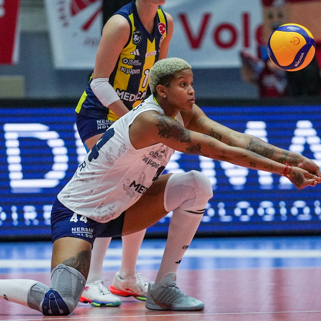 Voleybol: Vodafone Sultanlar Ligi