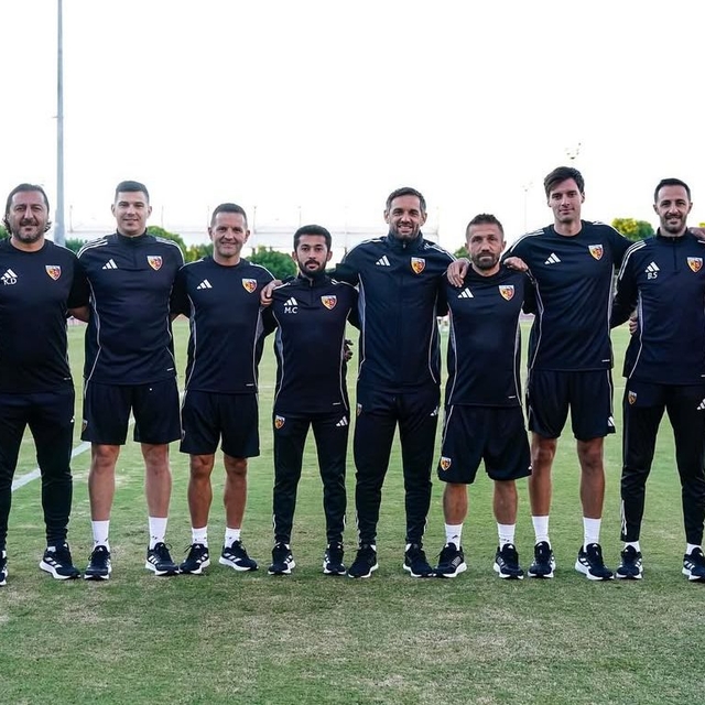 Zecorner Kayserispor Teknik Direktörü Djalovic'in ekibi belli oldu