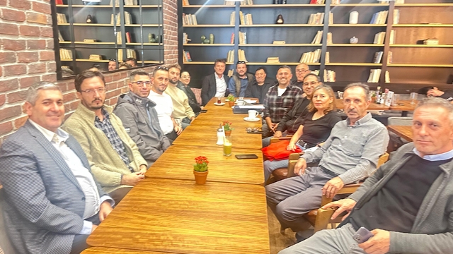 Uludağ Blueberry Üreticileri Derneği Başkanı Ateş, güven tazeledi