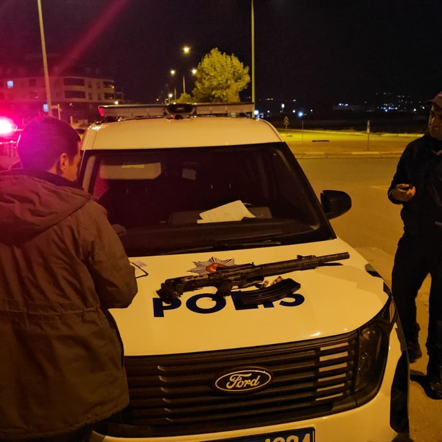 Çorum'da çıkan bıçaklı silahlı kavgada 3 kişi yaralandı