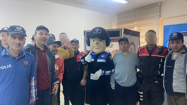 Eskişehir'de polis ekipleri engelli bireylerle buluştu