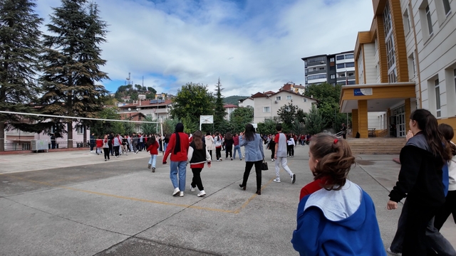 Tokat'ta okulda yangın ve kurtarma tatbikatı gerçekleştirildi