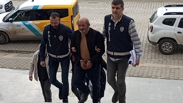 GÜNCELLEME - Samsun'da bankadan silahlı soygun yapan kişi adliyeye sevk edildi