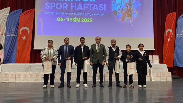 Sinop'ta "Sporun Enleri Ödül Töreni" düzenlendi