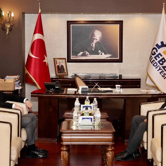 Güzide Gebzespor Başkanı Yusuf İzzettin Öztürk görevine geri döndü