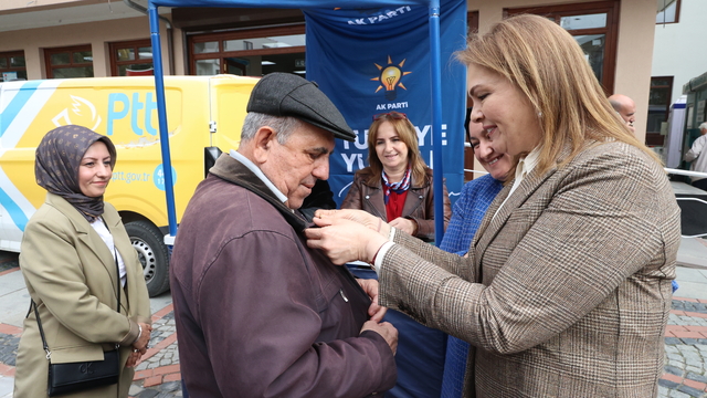 AK Parti Edirne Kadın Kolları üye kayıtları gerçekleştirdi