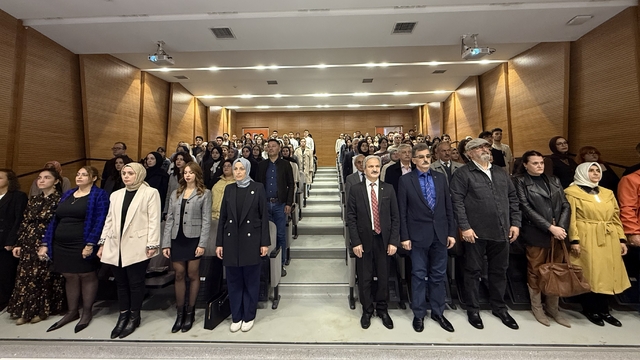 Trabzon'da panel düzenlendi