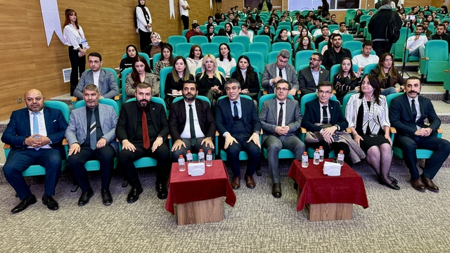 KAEÜ'de "Mali müşavirlik mesleği, geleceği ve kurumlarla güçlü bağlantısı" konferansı düzenlendi