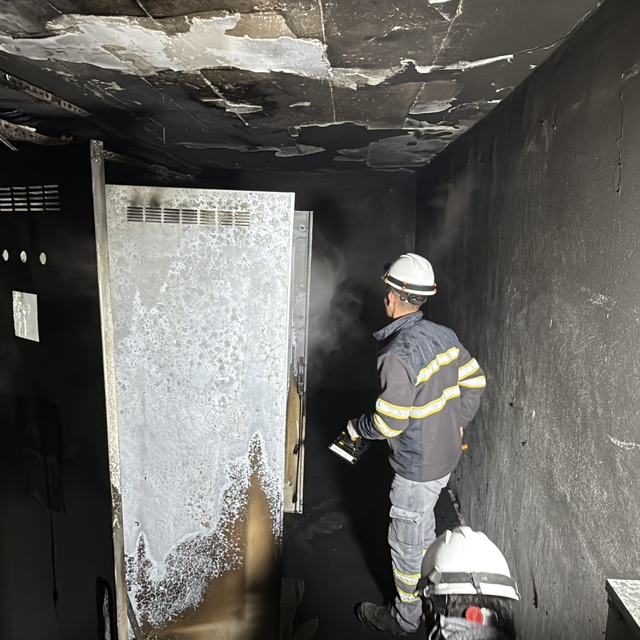 Karabük'te apartmanda yangın; 5 kişi dumandan etkilendi