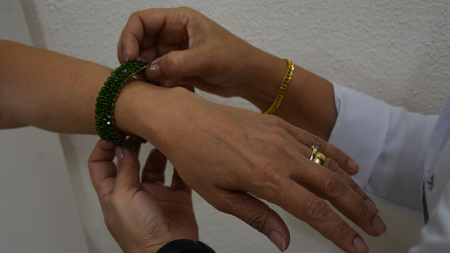 Özel gereksinimli bireylerin anneleri takı tasarımının inceliklerini öğreniyor