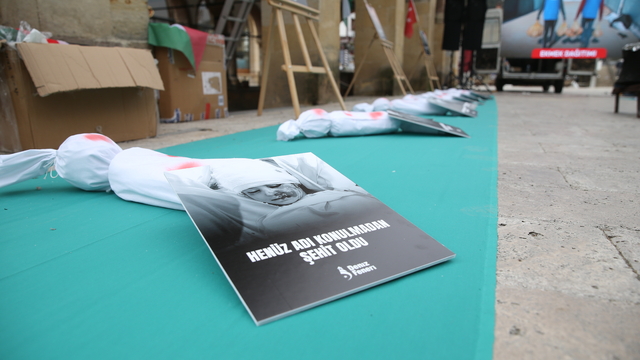 Kastamonu'da Gazze'deki drama dikkati çekmek için "Küçük Kefenler Sergisi" düzenlendi