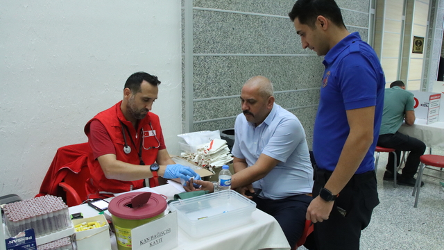 Kırklareli Adliyesinde kan bağışı kampanyası düzenlendi