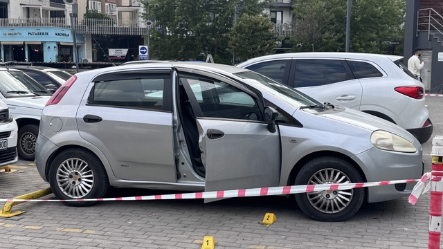 Bursa'da aracında silahlı saldırıya uğrayan kişi ağır yaralandı