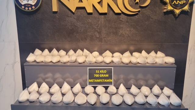 Ağrı'da 51 kilo 700 gram uyuşturucu ele geçirildi, 5 zanlı tutuklandı