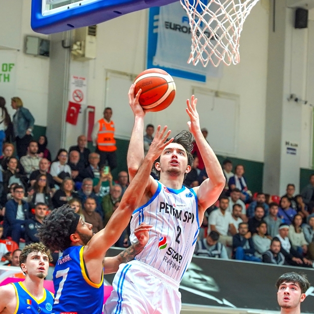 Petkimspor Avrupa'da iyi başladı