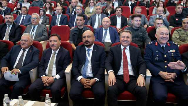 Kayseri'de "Uluslararası Savunma Sanayi Sempozyumu ve Sergisi" başladı