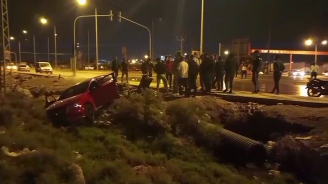 Hatay'da iki otomobil çarpıştı: 3 yaralı