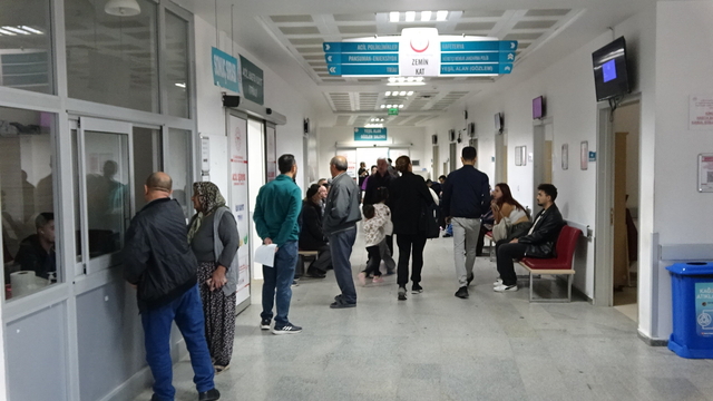 'Yine covid varyantlarını görüyoruz, çok yoğun hastalarımız geliyor'