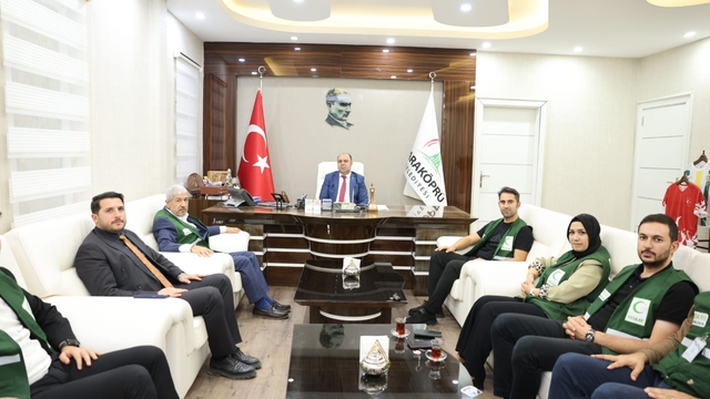 Yeşilay Şanlıurfa Şubesinden Karaköprü Belediye Başkanı Çiftçi'ye ziyaret