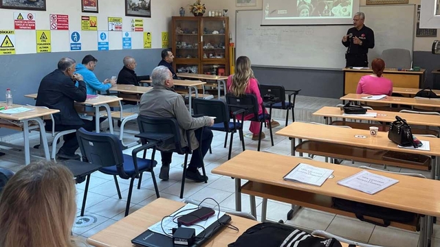 Elazığ'da uyuşturucu ile mücadele semineri verildi