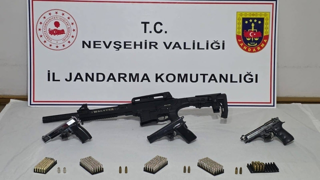 Nevşehir'de ruhsatsız silah operasyonunda 2 zanlı yakalandı