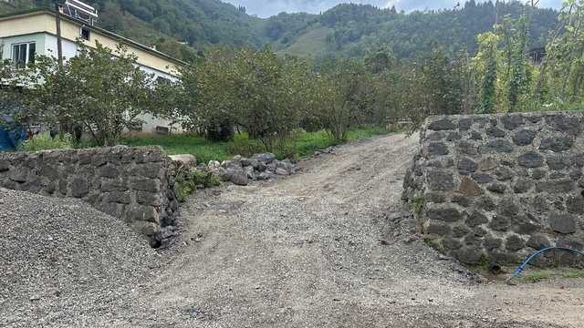 Trabzon'daki diyaliz hastasının yol sorunu çözüldü