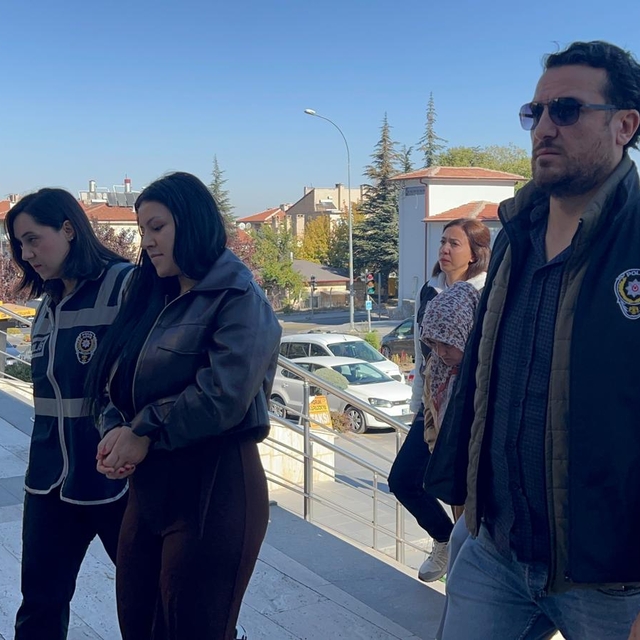 Nevşehir'de fuhuş operasyonunda 5 tutuklama (2)