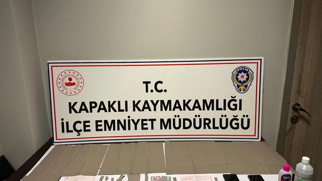 Tekirdağ'da uyuşturucu ticareti yaptıkları öne sürülen 2 şüpheli tutuklandı